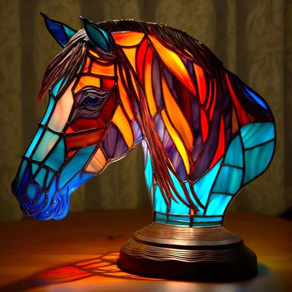 Kunstnerisk bordlampe i glas med dyremotiv til hyggelig stemning