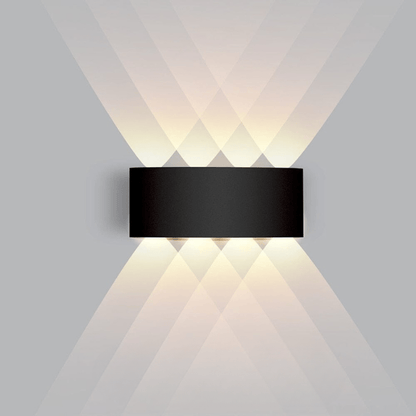 Energivenlig LED-væglampe i aluminium til facade, have og indkørsel