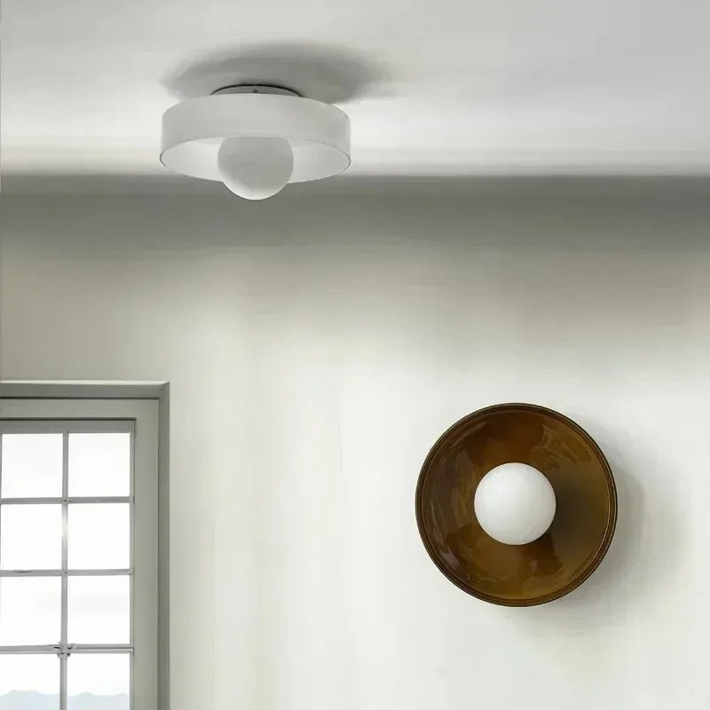 Nordisk loftlampe i klart glas til køkken, stue og soveværelse