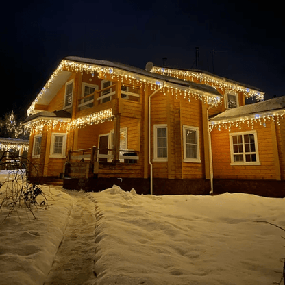 Vejrbestandigt LED-lysgardin på 4 x 0,6 m til haven