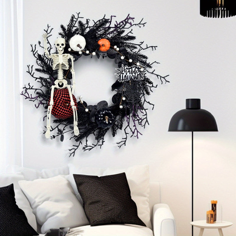 Sort halloween dørkrans med skelet og græskar til døren