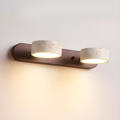 LED-væglampe i travertin og træ med blødt lys til soveværelse og entré